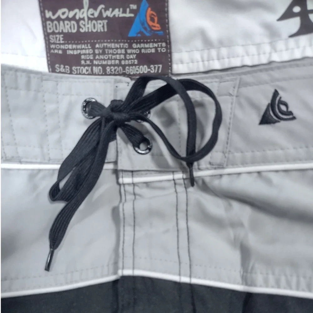 Wonderwall Board Shorts Mens 40 Swim‎ Trunks Black Gray NWT Drawstring Waist